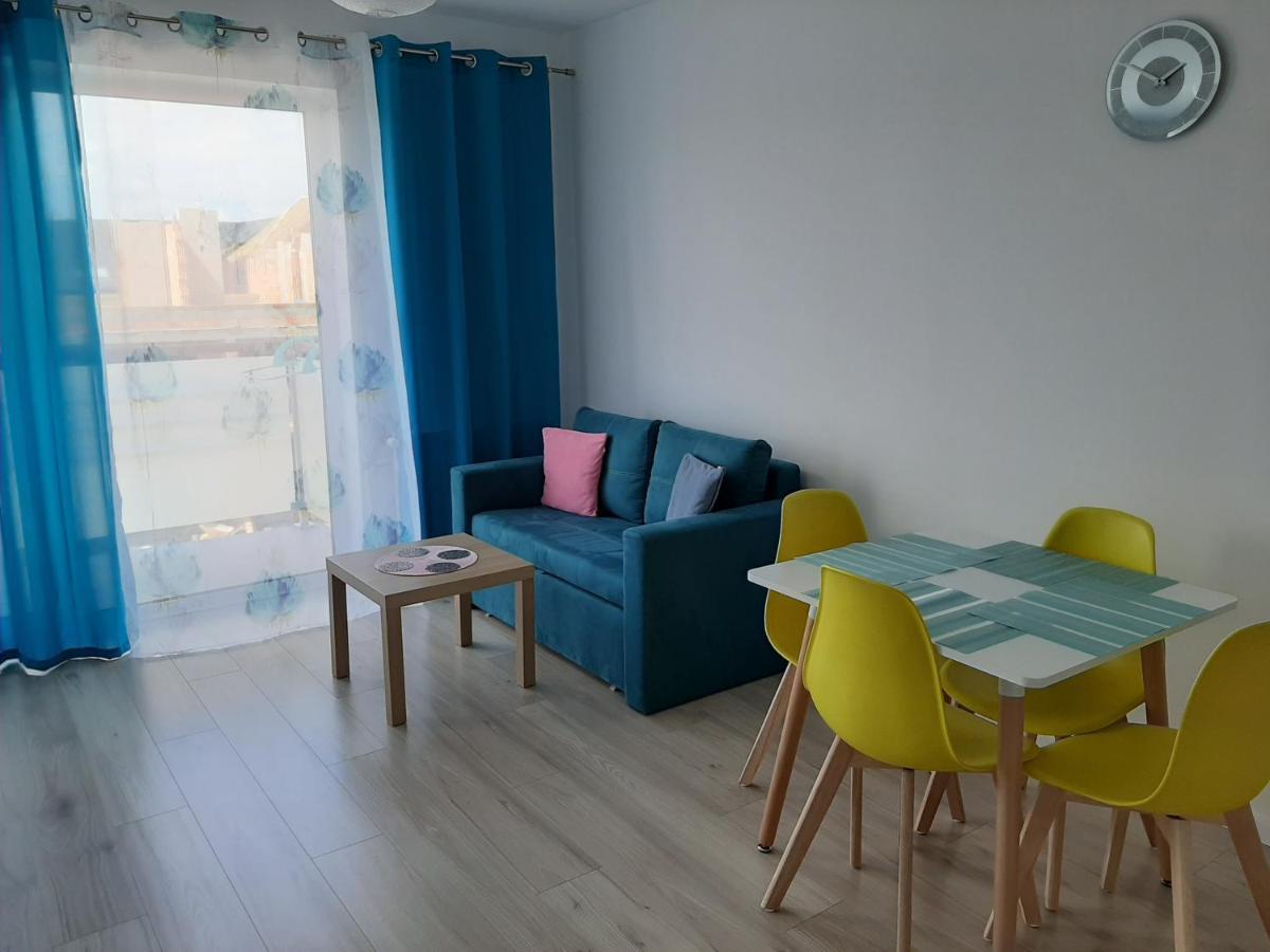 Apartament Viktoria Lägenhet Darlowko Exteriör bild