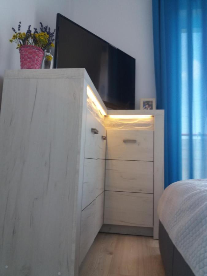 Apartament Viktoria Lägenhet Darlowko Exteriör bild